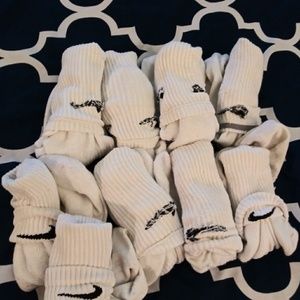 Lot of 10 Nike tube socks.